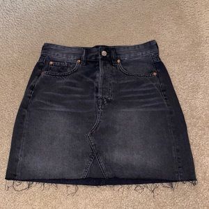 Forever21 Denim Skirt Size 4